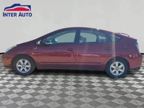 Photos of 2005 Toyota Prius Hatchback 4D for sale in Worcester, MA at Interauto