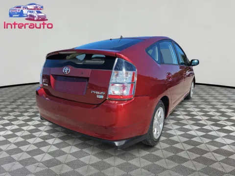 More photos of 2005 Toyota Prius Hatchback 4D at Interauto, MA