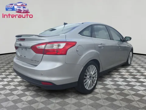 More photos of 2014 Ford Focus Titanium Sedan 4D at Interauto, MA