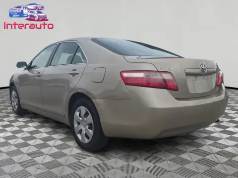 Another view of 2007 Toyota Camry LE Sedan 4D for sale in Plainville, MA at Interauto
