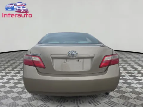 More photos of 2007 Toyota Camry LE Sedan 4D at Interauto, MA