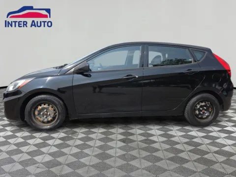 Photos of 2013 Hyundai Accent GS Hatchback 4D for sale in Worcester, MA at Interauto