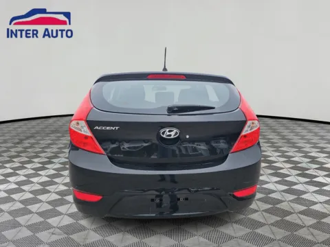 More photos of 2013 Hyundai Accent GS Hatchback 4D at Interauto, MA