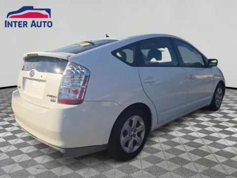 More photos of 2009 Toyota Prius Hatchback 4D at Interauto, MA
