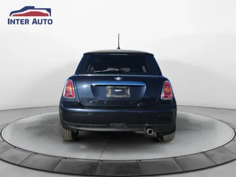 More photos of 2009 MINI Hardtop Cooper Hatchback 2D at Interauto, MA