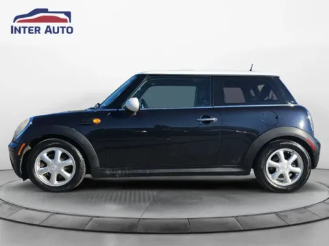 Photos of 2009 MINI Hardtop Cooper Hatchback 2D for sale in Worcester, MA at Interauto