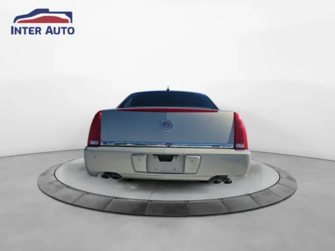 More photos of 2008 Cadillac DTS Sedan 4D at Interauto, MA