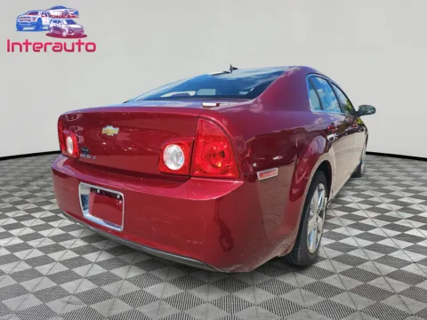 More photos of 2010 Chevrolet Malibu LT Sedan 4D at Interauto, MA