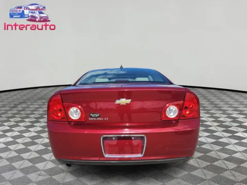 More photos of 2010 Chevrolet Malibu LT Sedan 4D at Interauto, MA