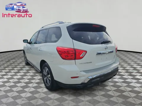 Another view of 2017 Nissan Pathfinder SL Sport Utility 4D for sale in Plainville, MA at Interauto