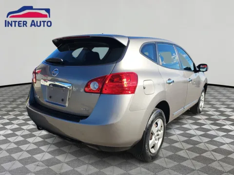 More photos of 2011 Nissan Rogue S Sport Utility 4D at Interauto, MA