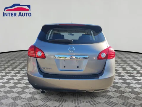 More photos of 2011 Nissan Rogue S Sport Utility 4D at Interauto, MA