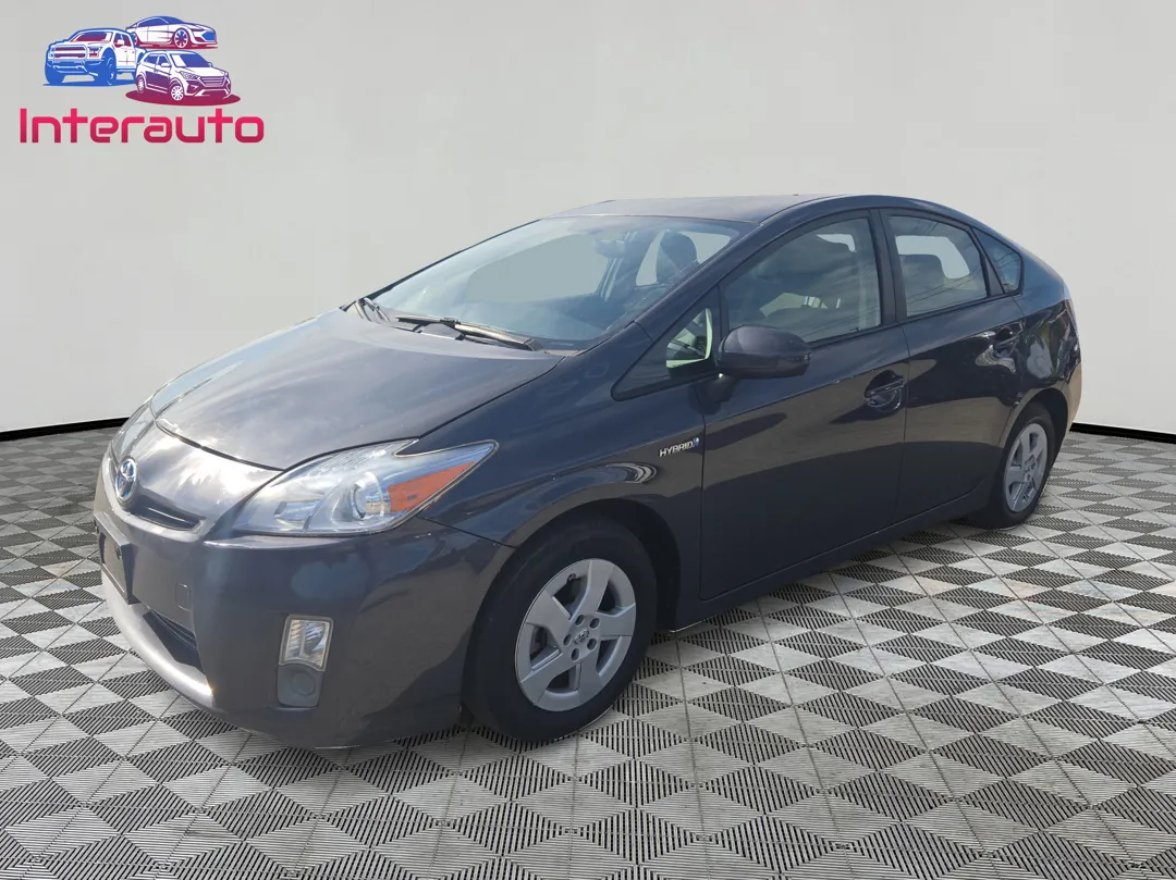 2010 Toyota Prius III