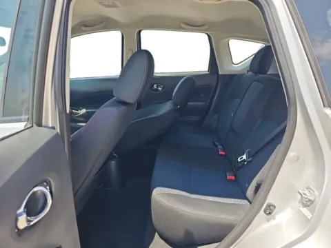 Photos of 2014 Nissan Versa Note SV Hatchback 4D for sale in Worcester, MA at Interauto
