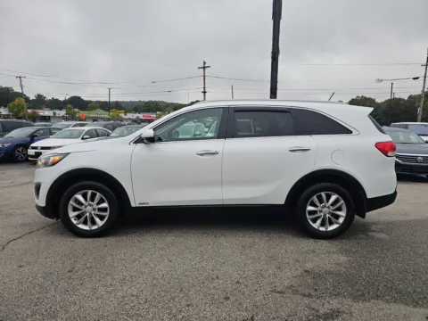 Photos of 2016 Kia Sorento LX Sport Utility 4D for sale in Worcester, MA at Interauto