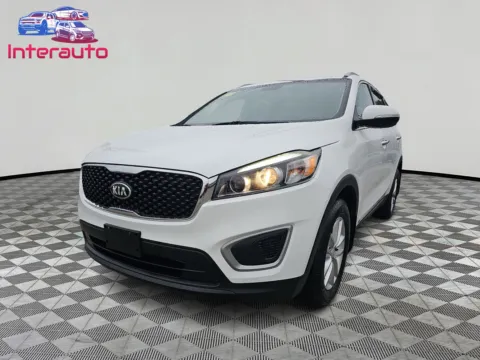 White 2016 Kia Sorento LX Sport Utility 4D for sale in Plainville, MA