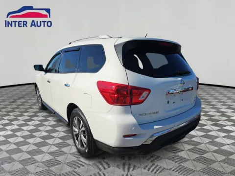 Another view of 2018 Nissan Pathfinder SL Sport Utility 4D for sale in Worcester, MA at Interauto