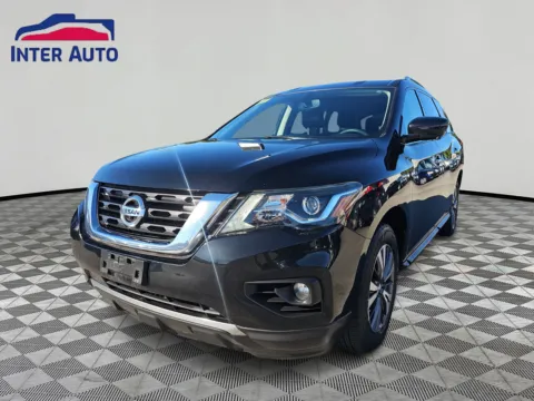 Black 2018 Nissan Pathfinder SL Sport Utility 4D for sale in Worcester, MA