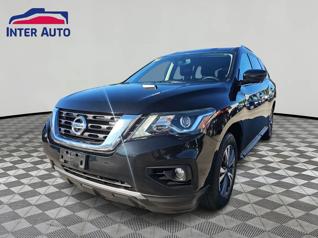 Black 2018 Nissan Pathfinder SL Sport Utility 4D for sale in Plainville, MA