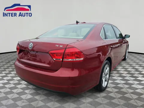 More photos of 2015 Volkswagen Passat 1.8T SE Sedan 4D at Interauto, MA