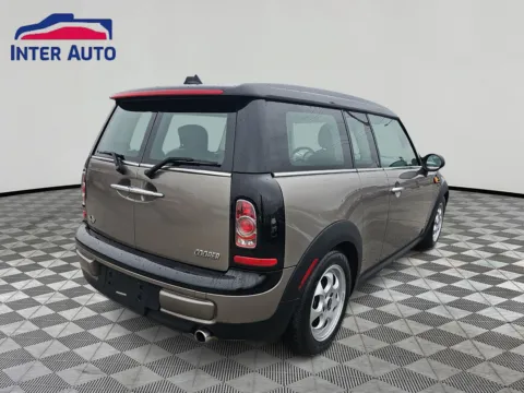 More photos of 2013 MINI Clubman Cooper Hatchback 3D at Interauto, MA
