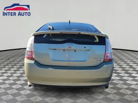 More photos of 2008 Toyota Prius Hatchback 4D at Interauto, MA