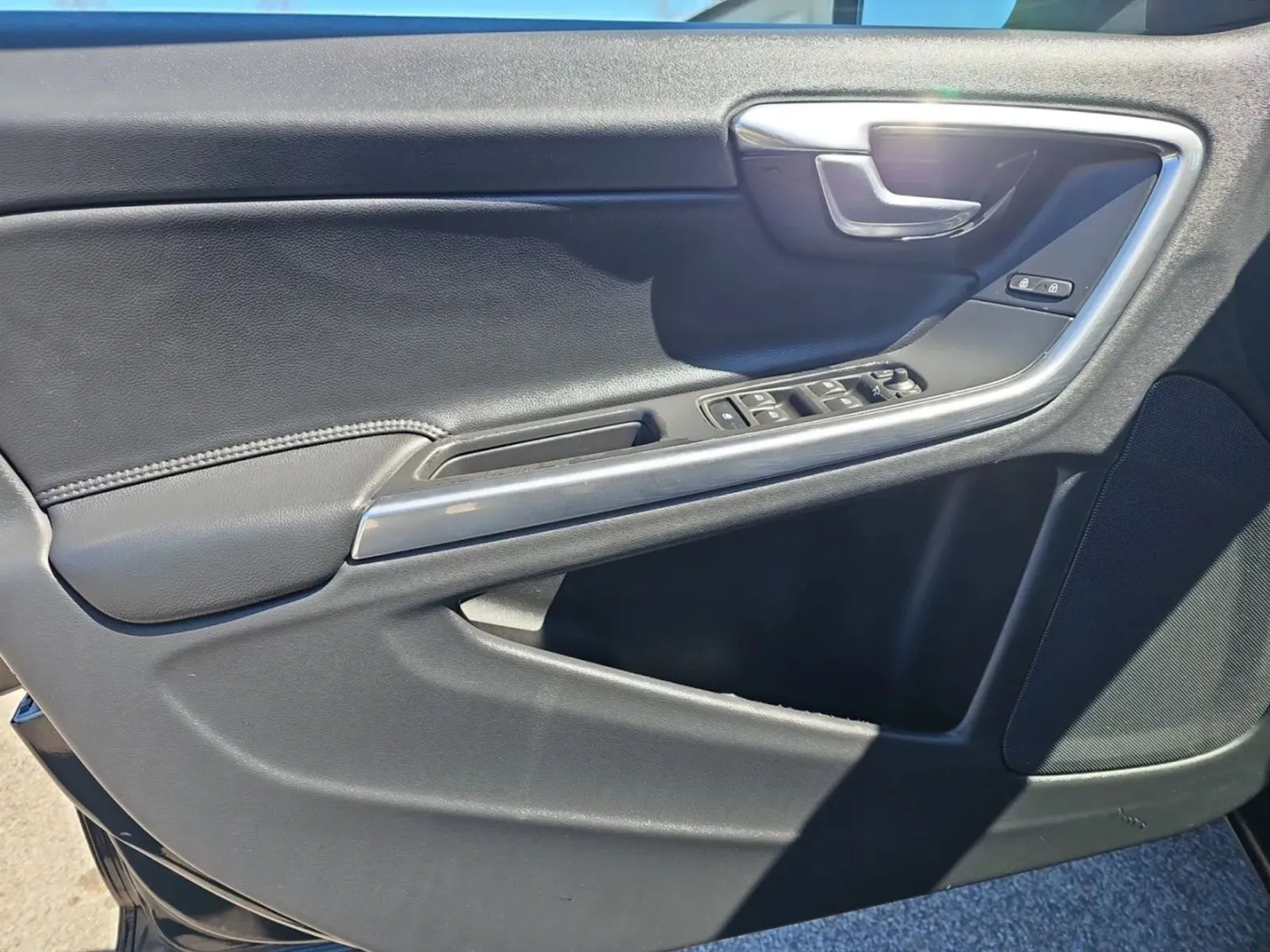2015 Volvo S60 T5 Platinum - Photo 9