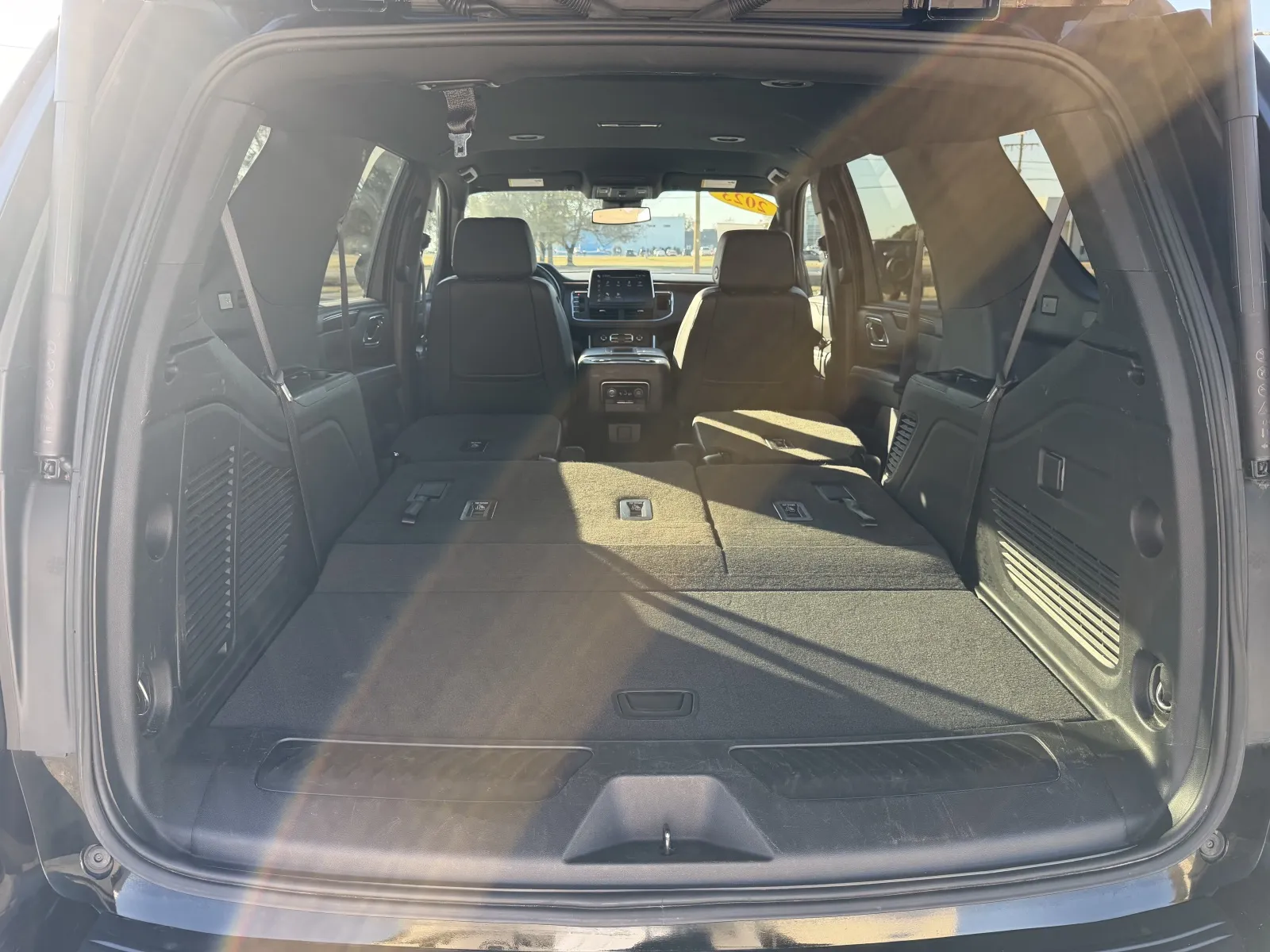 2023 Chevrolet Tahoe LT - Photo 23