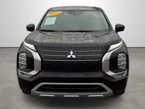 Photos of 2023 Mitsubishi Outlander PHEV for sale in Blytheville, AR at Tri-State Motor Company