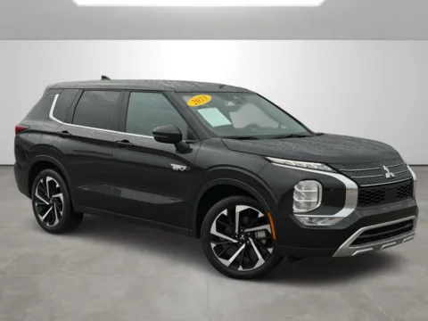 Black 2023 Mitsubishi Outlander PHEV for sale in Blytheville, AR