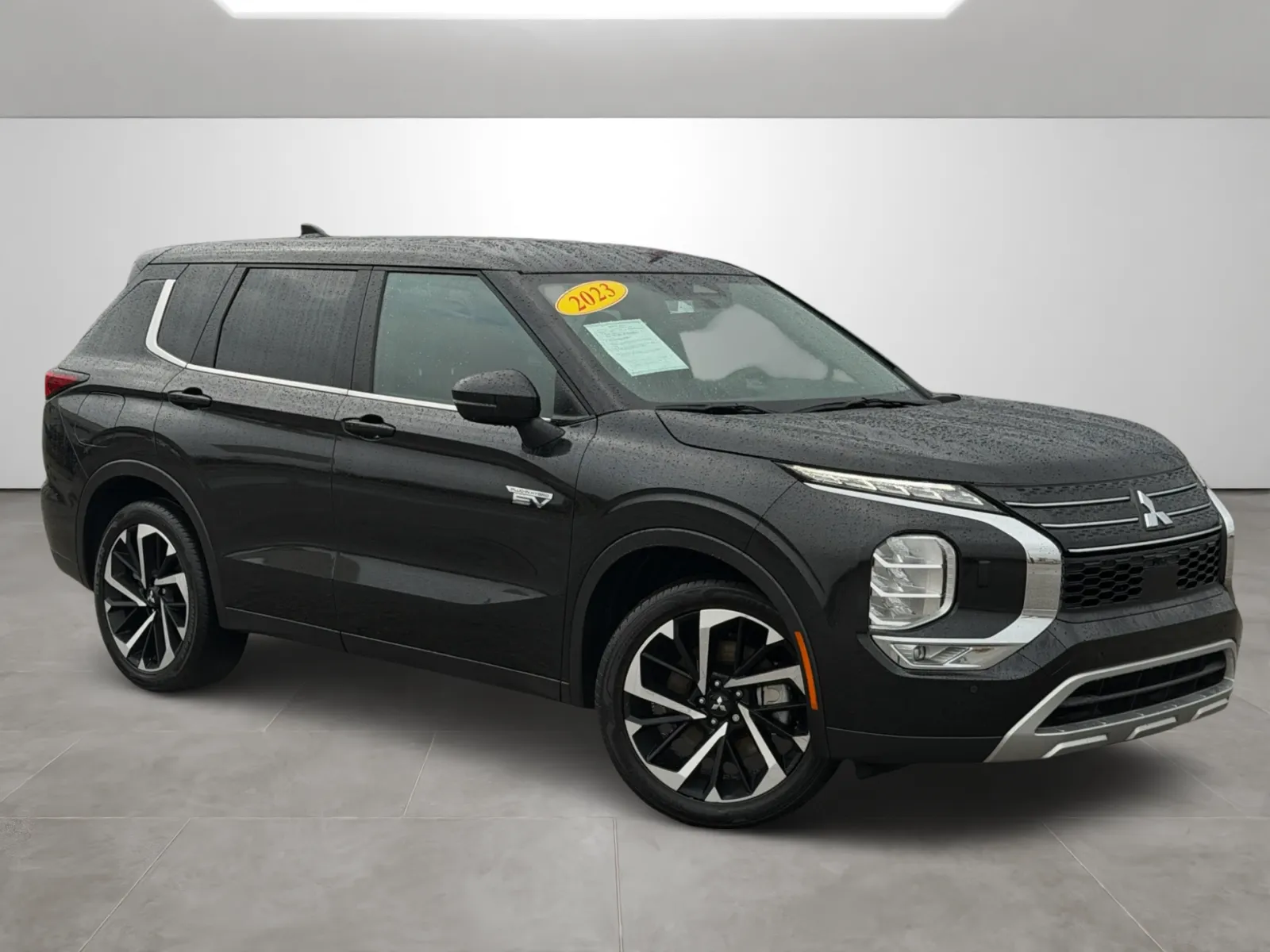 Black 2023 Mitsubishi Outlander PHEV for sale in Blytheville, AR