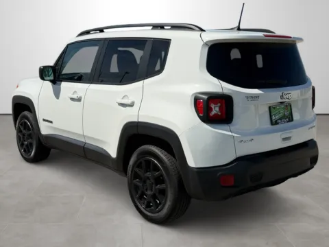 More photos of 2022 Jeep Renegade Sport at Tri-State Motor Company, AR