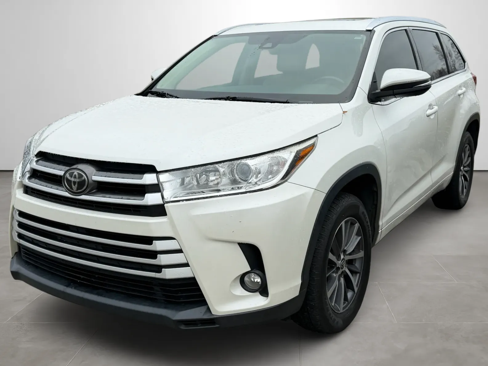 White 2017 Toyota Highlander for sale in Blytheville, AR