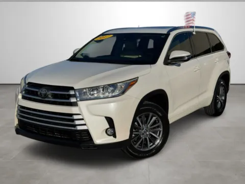 Another view of 2017 Toyota Highlander for sale in Blytheville, AR at Tri-State Motor Company