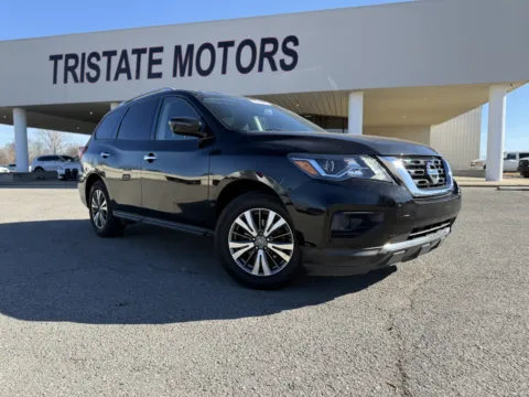Black 2020 Nissan Pathfinder SV for sale in Blytheville, AR