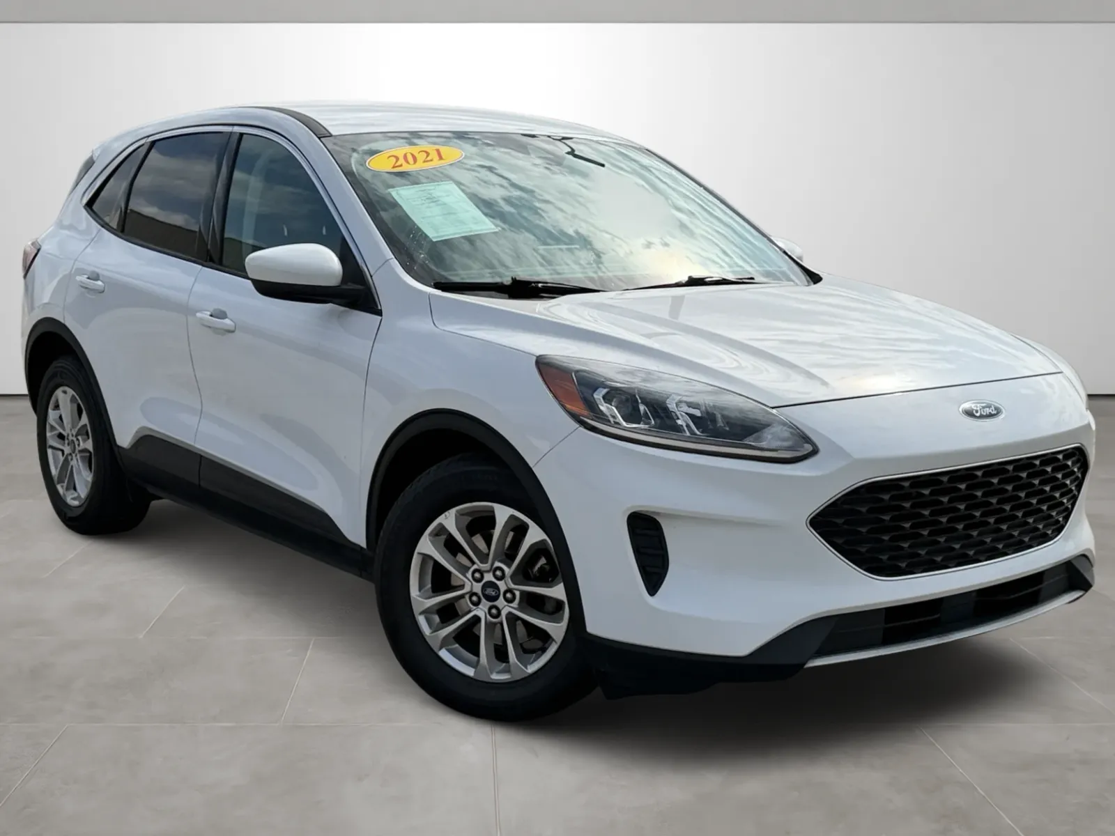 White 2021 Ford Escape SE for sale in Blytheville, AR