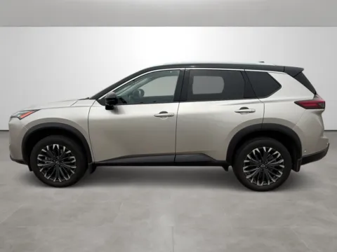 More photos of 2025 Nissan Rogue SL at Tri-State Motor Company, AR