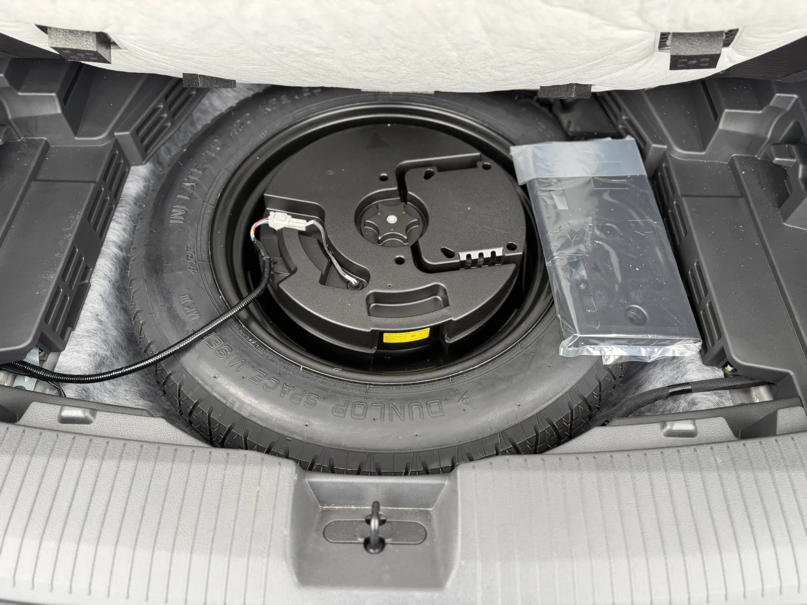 2025 Nissan Rogue SL - Photo 27