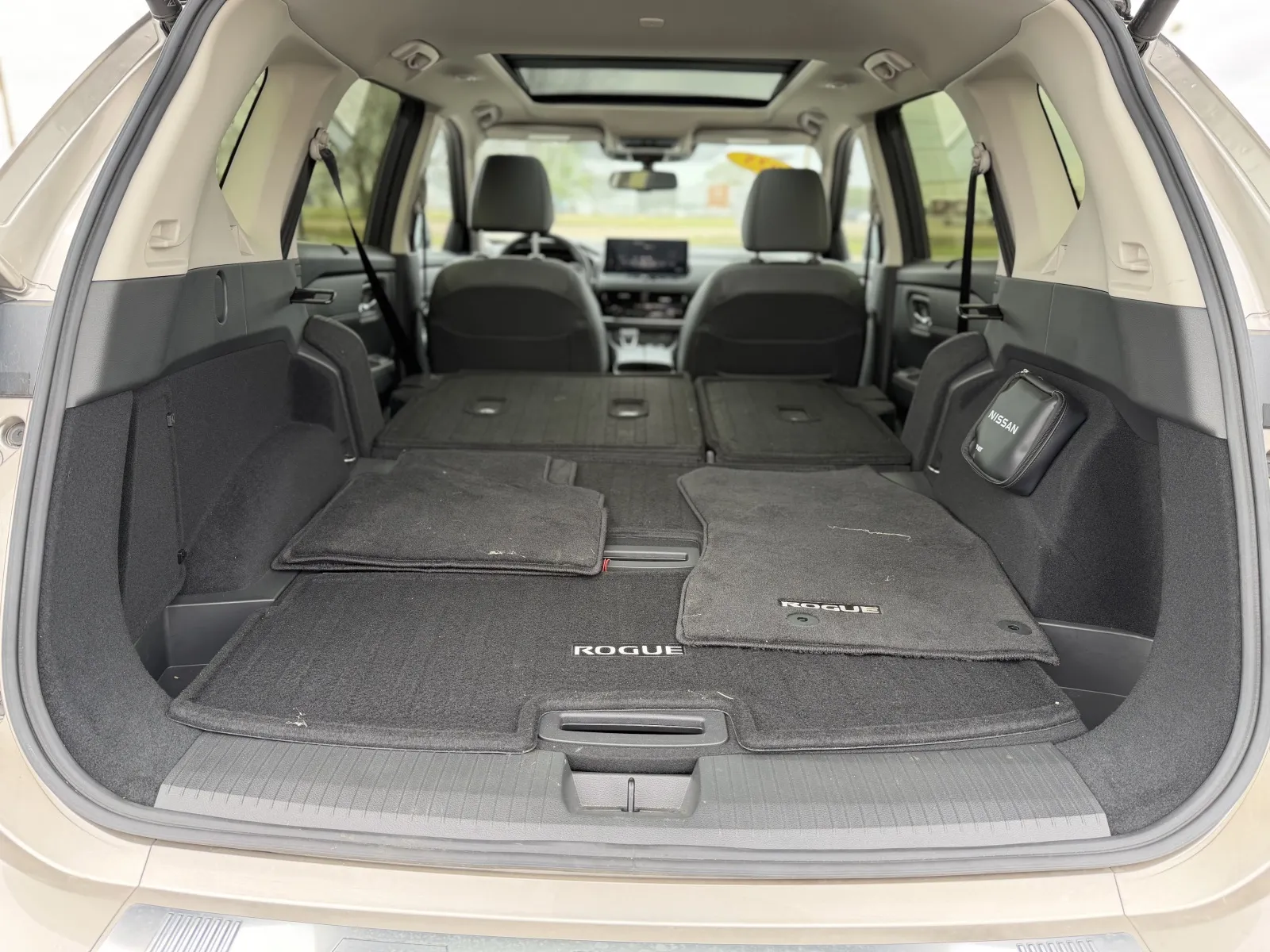 2025 Nissan Rogue SL - Photo 24