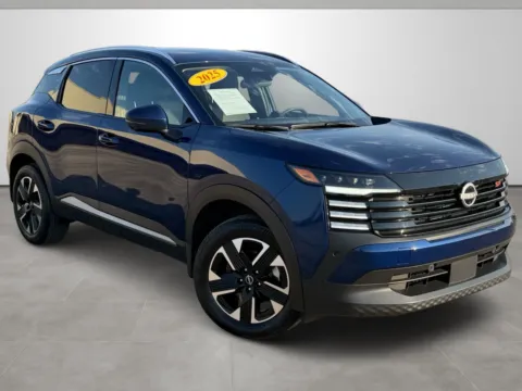 Blue 2025 Nissan Kicks SR for sale in Blytheville, AR
