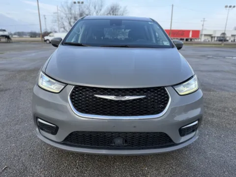 Photos of 2023 Chrysler Pacifica Touring L for sale in Blytheville, AR at Tri-State Motor Company