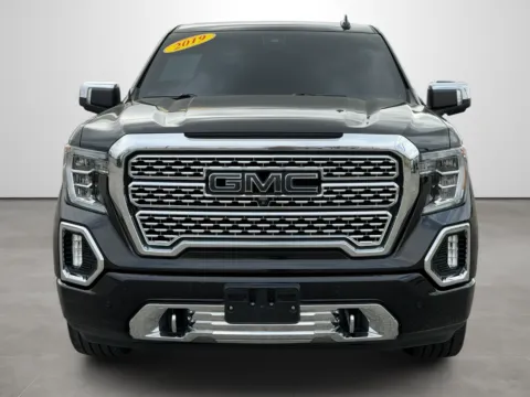 Photos of 2019 GMC Sierra 1500 Denali for sale in Blytheville, AR at Tri-State Motor Company