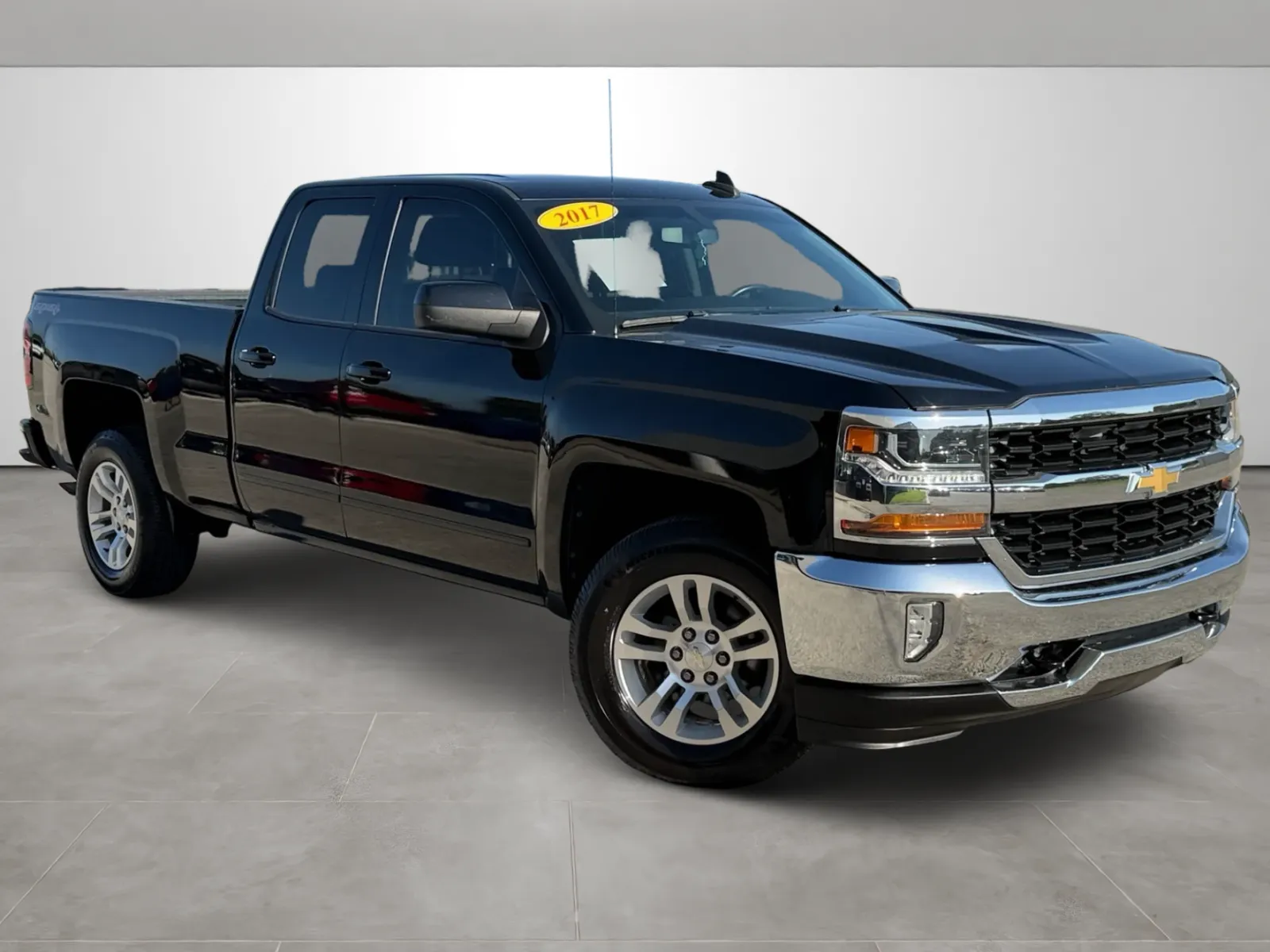 Black 2017 Chevrolet Silverado 1500 for sale in Blytheville, AR