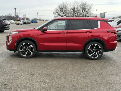 Photos of 2024 Mitsubishi Outlander for sale in Blytheville, AR at Tri-State Motor Company