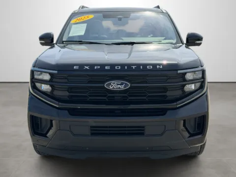 Photos of 2025 Ford Expedition Active for sale in Blytheville, AR at Tri-State Motor Company