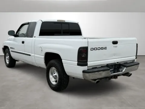 More photos of 2001 Dodge Ram 1500 at Tri-State Motor Company, AR