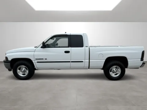 More photos of 2001 Dodge Ram 1500 at Tri-State Motor Company, AR