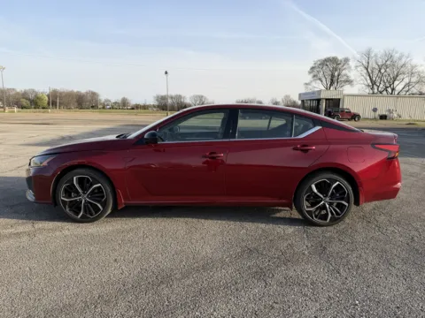 Photos of 2025 Nissan Altima 2.5 SR for sale in Blytheville, AR at Tri-State Motor Company