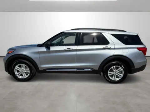 More photos of 2024 Ford Explorer XLT at Tri-State Motor Company, AR