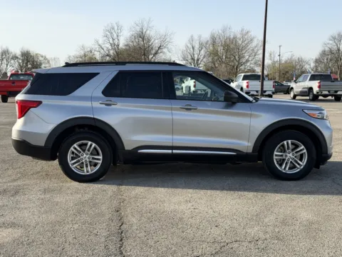 More photos of 2024 Ford Explorer XLT at Tri-State Motor Company, AR
